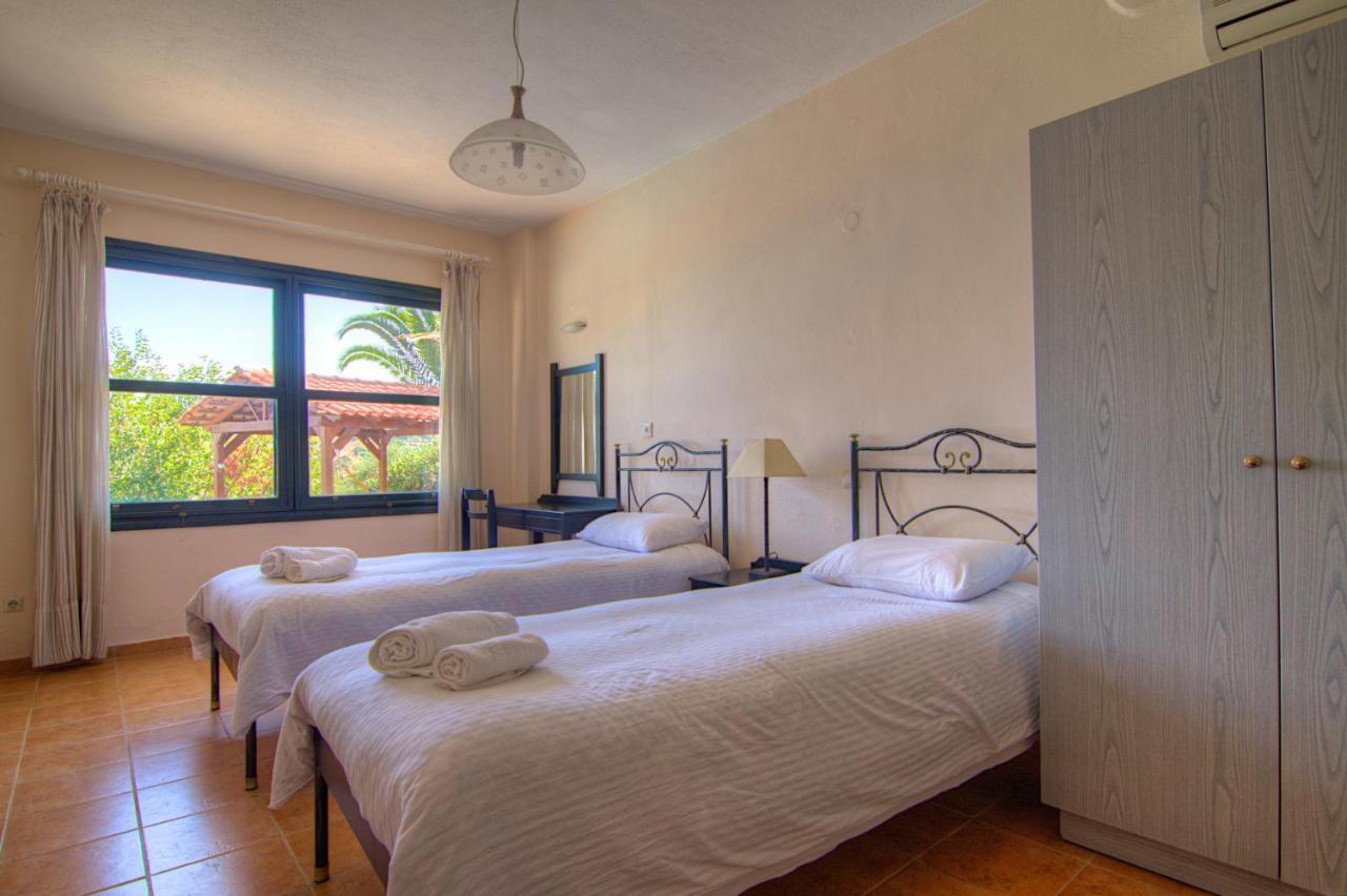 Sea View Villas Episkopi-Chania Oda fotoğraf